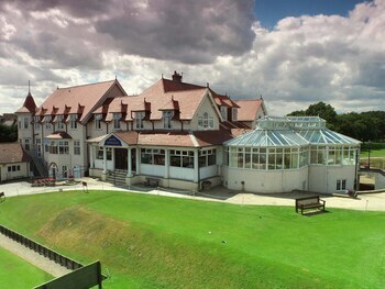 Best Western North Shore Hotel & Golf Club