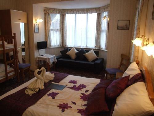 Hostal Knighton Lodge