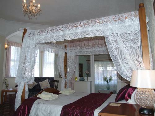 Hostal Knighton Lodge