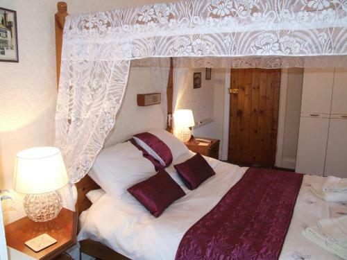Hostal Knighton Lodge