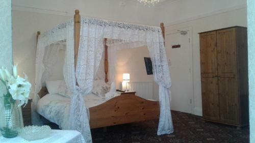 Hostal Knighton Lodge