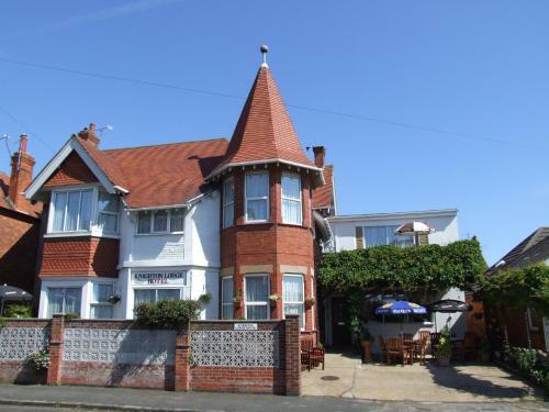 Hostal Knighton Lodge