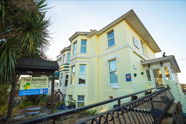 Hostal The Ashleigh Guesthouse