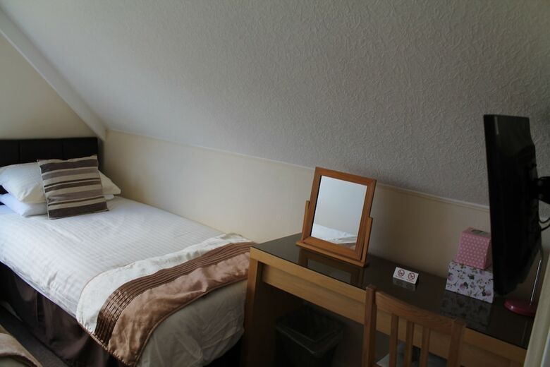 Hostal The Ashleigh Guesthouse