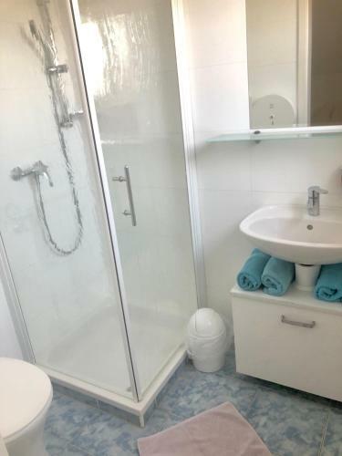Bed & Breakfast G�stehaus Christa ****