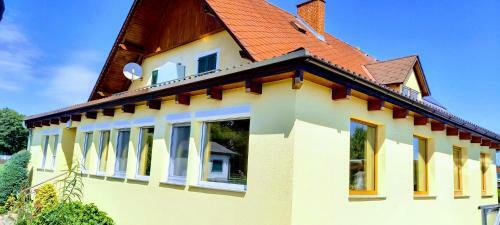 Bed & Breakfast G�stehaus Christa ****