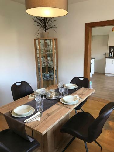 Apartamento Charmante Stadtwohnung Im Zentrum Von Leibnitz