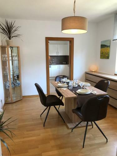 Apartamento Charmante Stadtwohnung Im Zentrum Von Leibnitz