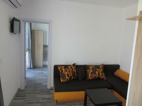 Hostal Karia Apartments