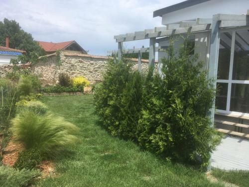 Hostal Karia Apartments