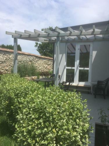 Hostal Karia Apartments