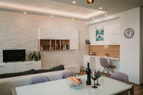 Apartamento Modern & Central 1br Apar With Free Street Parking