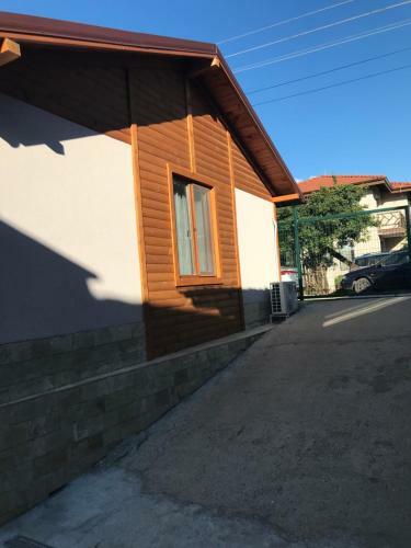 Hostal ???? ?? ????? ?????????