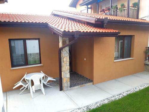 Hostal Guest House Ider