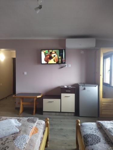 Hostal ???????