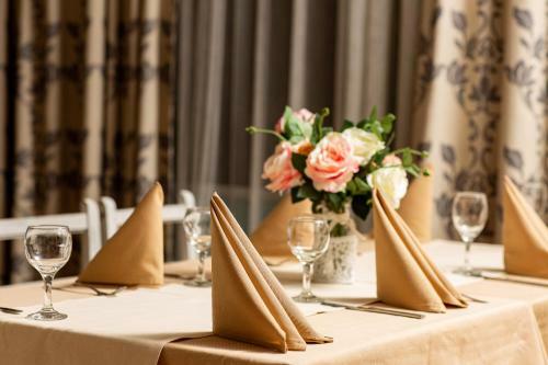 Hotel Tishina