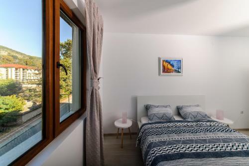 Rebus Apartments