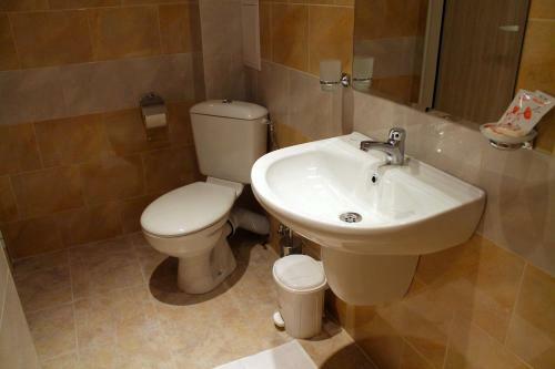 Hostal Garden Guest House