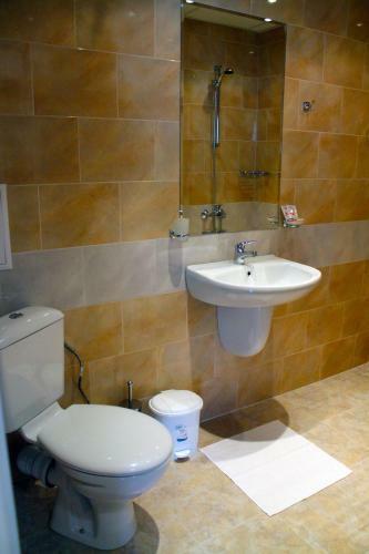 Hostal Garden Guest House