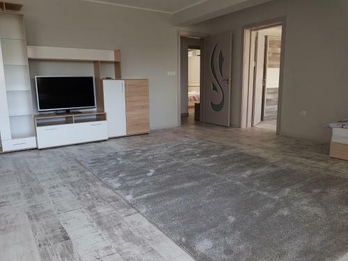 United Apartments 2