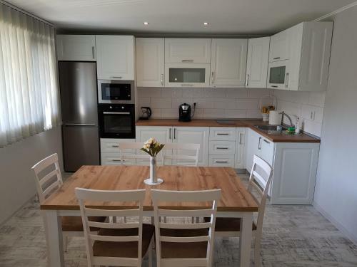 United Apartments 2