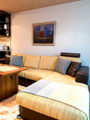 Amazing 2 Bedrooms Modern Apartment In Stara Zagora