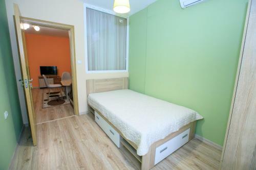 Nori Apartment