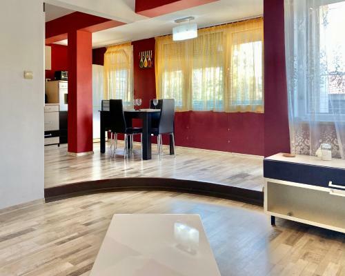 Colorful Apartment In Central Stara Zagora