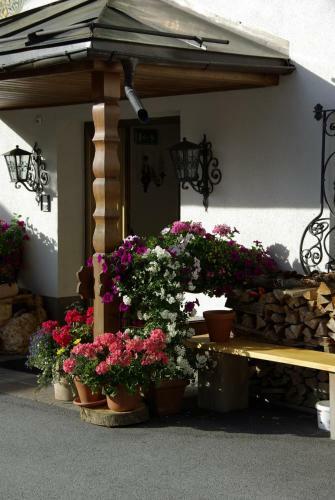 Hotel Pension Alpenrose
