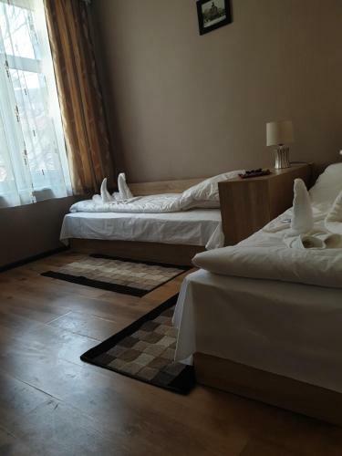 Hostal ?????????