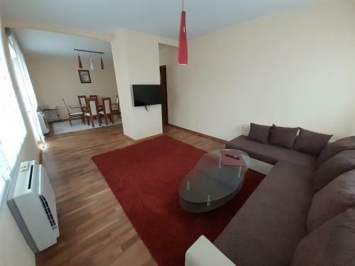 Statevi Guest Apartment