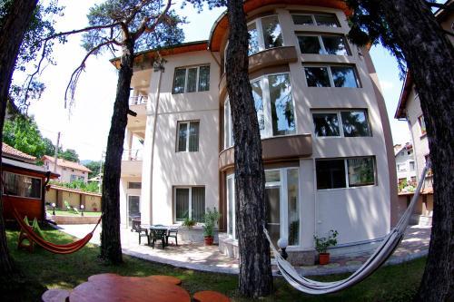 Hostal ???????????? ????
