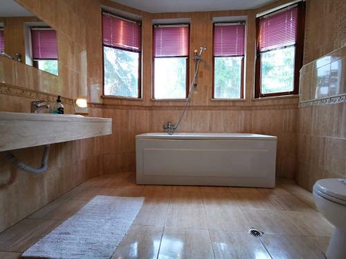 Hostal Casa Divna
