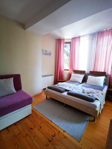 Hostal Casa Divna