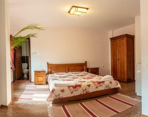 Hostal Enchevite Strannopriemnitsi