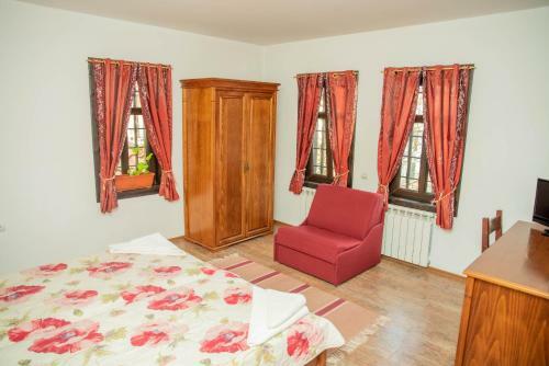 Hostal Enchevite Strannopriemnitsi