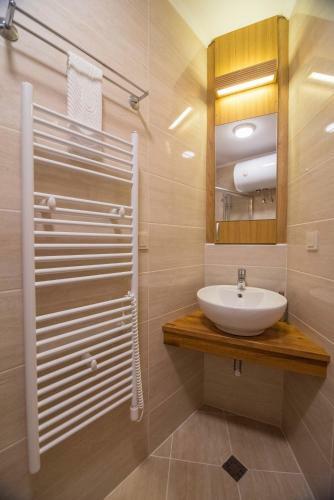 Tarnovgrad Apartments
