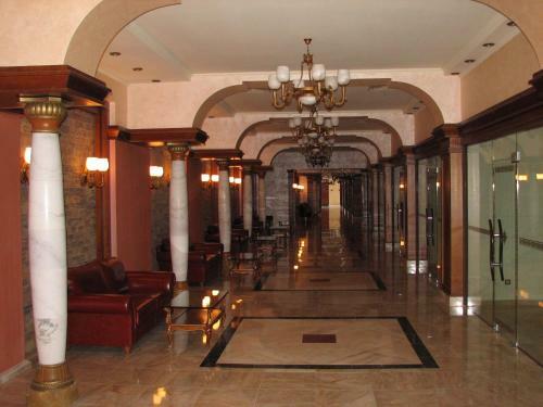 Apartment In Port Palace