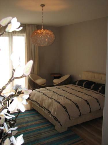 Apartment In Port Palace