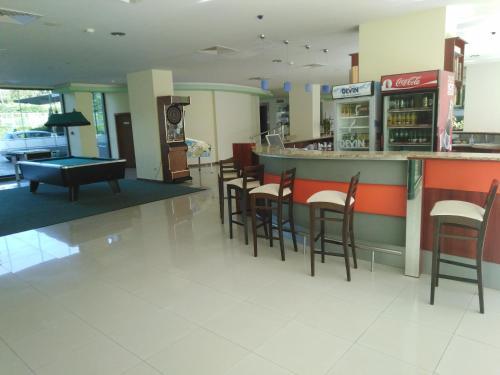 Private Apartment In Saint Elena
