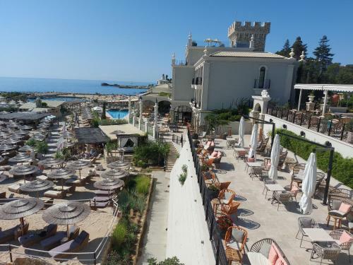 Private Apartment In Saint Elena