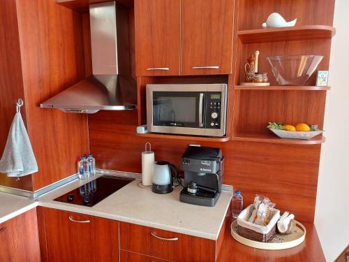Private Apartment In Saint Elena