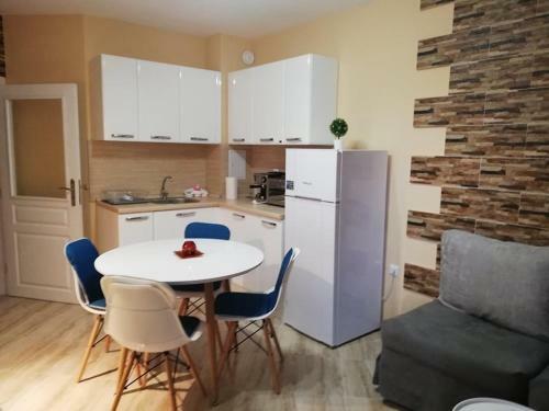 Apartments Shterevi