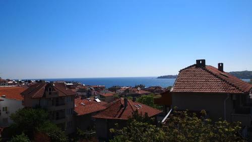Villa Burkopolis