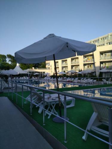 Gradina Sunny Apartment