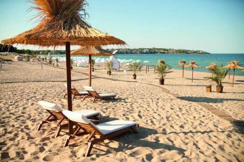 Private Apartment Ana In Green Life Beach Resort