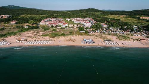Private Apartment Ana In Green Life Beach Resort