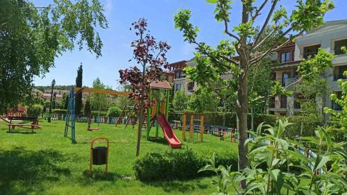 Green View Apartment