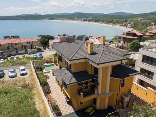 Sg Villa