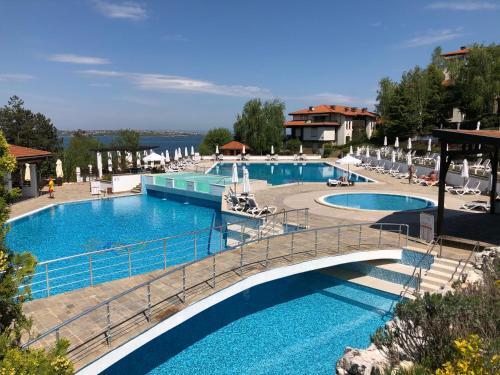 Santa Marina Apartment 11